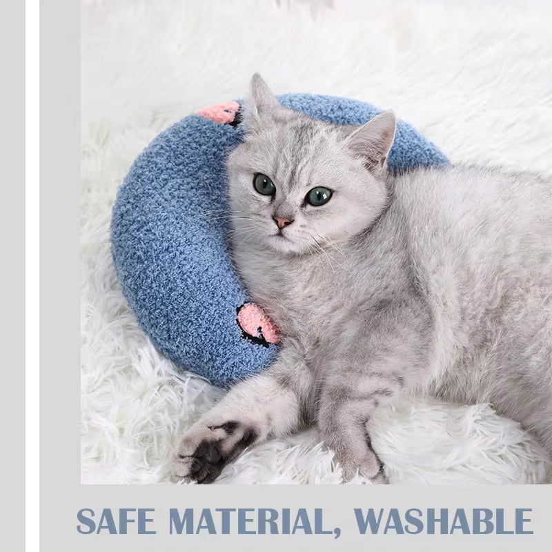 U-Shaped cat pillow in blue, perfect for comfort and support, featuring a plush design, suitable for small cats and dogs.