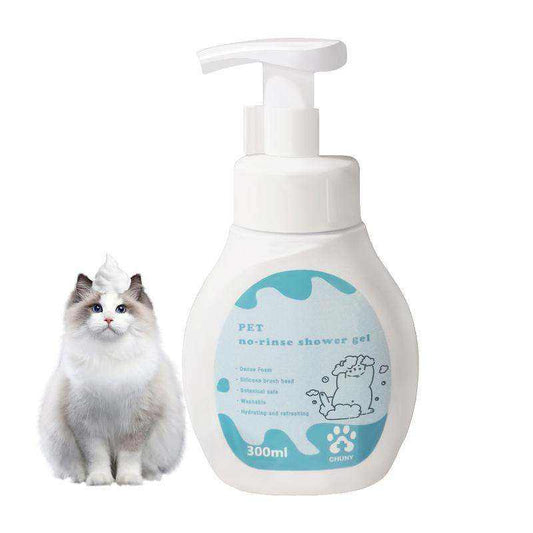 Cat with no-rinse pet shower gel bottle; 300ml Chuny Pet Shower Gel for waterless cleaning and grooming.